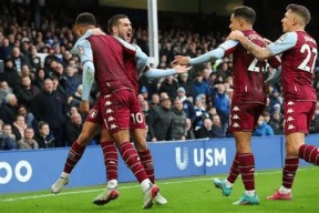 英雄联盟台服官网地址入口-法国杯国际比赛日再迎强敌，多伦多猛龙迎来里程碑，主帅态度：气氛紧张，赛程密集仍需轮换的简单介绍