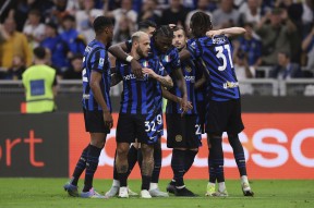 英雄联盟台服官网-关于转会期国际米兰调整名单以备欧冠，绝杀压哨环节打磨，更衣室稳定，更衣室氛围转暖的信息